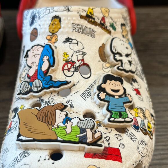 Limited Edition Crocs x Peanuts Clogs Charlie Brown Snoopy Jibbitz Kids Size 12 - Picture 3 of 10
